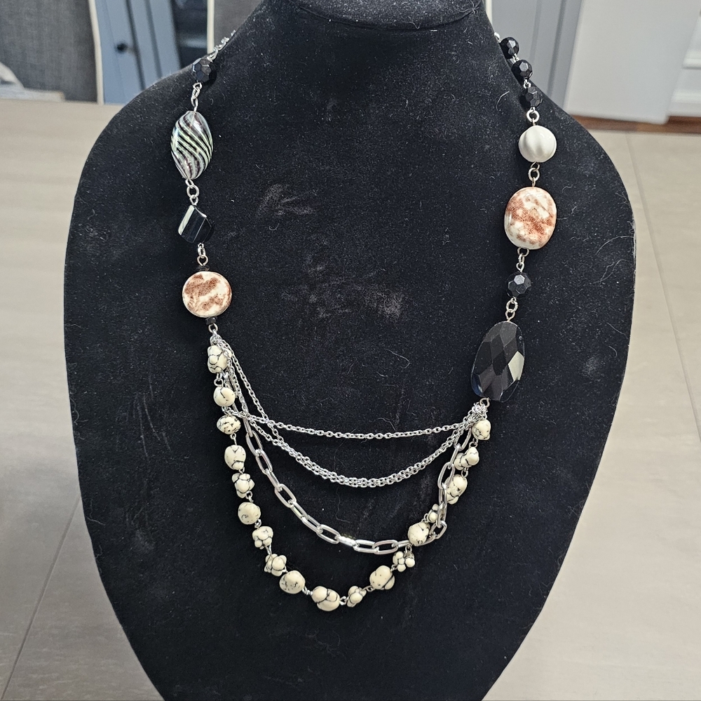 Nena Fashion Jewelry Natural Crystal And Lampwork Glass Bead Necklace